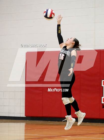 Thumbnail 1 in Blue Ridge vs San Tan Foothills (The Florence VB Invitational) photogallery.