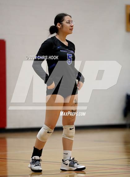 Thumbnail 3 in Blue Ridge vs San Tan Foothills (The Florence VB Invitational) photogallery.