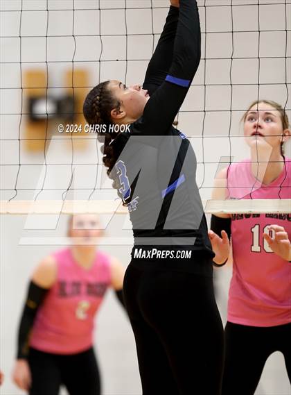 Thumbnail 1 in Blue Ridge vs San Tan Foothills (The Florence VB Invitational) photogallery.