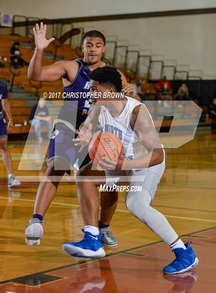 Thumbnail 1 in North Crowley vs Ridge Point (McDonald's Texas Invitational) photogallery.