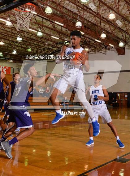 Thumbnail 1 in North Crowley vs Ridge Point (McDonald's Texas Invitational) photogallery.