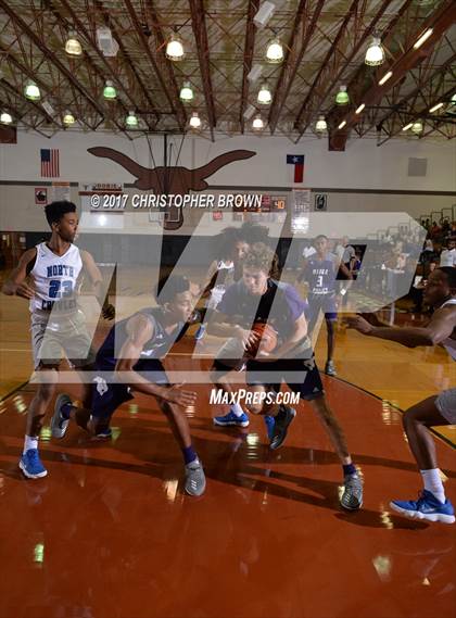 Thumbnail 3 in North Crowley vs Ridge Point (McDonald's Texas Invitational) photogallery.