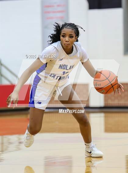 Thumbnail 1 in Lake Belton vs Nolan Catholic (AutoWorld Chevrolet GMC Year-End Classic) photogallery.