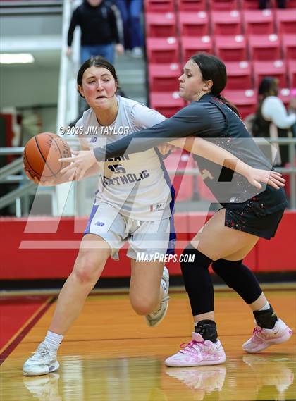 Thumbnail 2 in Lake Belton vs Nolan Catholic (AutoWorld Chevrolet GMC Year-End Classic) photogallery.