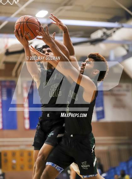 Thumbnail 1 in Bullard vs. Hoover photogallery.