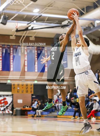 Thumbnail 3 in Bullard vs. Hoover photogallery.