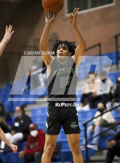 Thumbnail 1 in Bullard vs. Hoover photogallery.