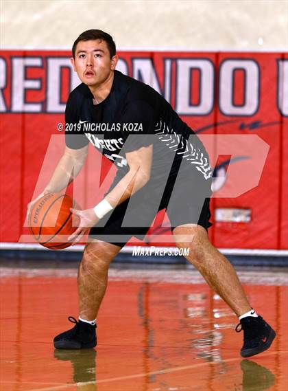 Thumbnail 2 in Bishop Montgomery vs. Saugus (Ryse Williams/Pac Shores Tournament) photogallery.