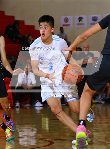 Thumbnail 2 in Bishop Montgomery vs. Saugus (Ryse Williams/Pac Shores Tournament) photogallery.