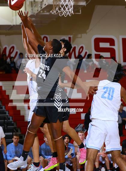 Thumbnail 2 in Bishop Montgomery vs. Saugus (Ryse Williams/Pac Shores Tournament) photogallery.