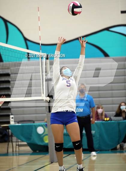 Thumbnail 1 in Orange Glen @ Del Lago Academy photogallery.