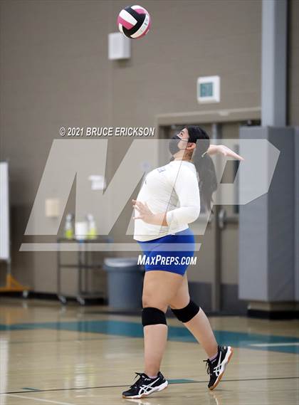 Thumbnail 3 in Orange Glen @ Del Lago Academy photogallery.