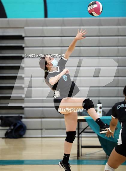 Thumbnail 2 in Orange Glen @ Del Lago Academy photogallery.