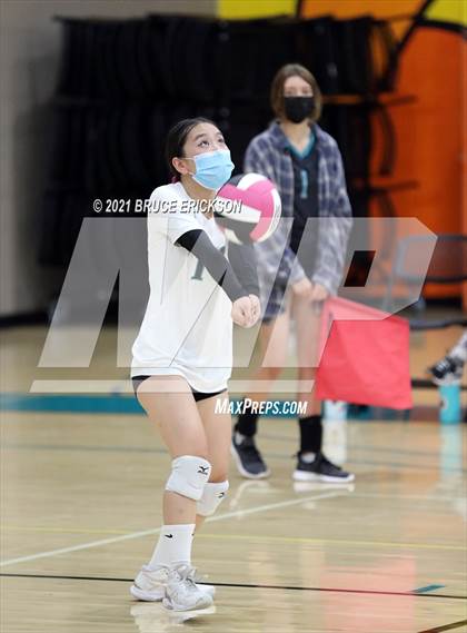 Thumbnail 3 in Orange Glen @ Del Lago Academy photogallery.
