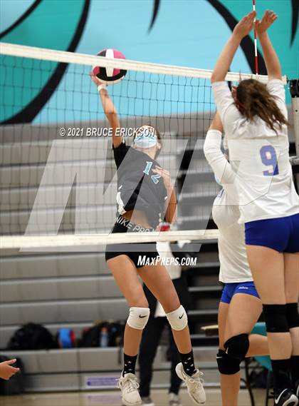 Thumbnail 3 in Orange Glen @ Del Lago Academy photogallery.