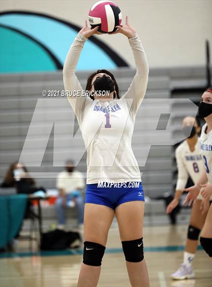 Thumbnail 3 in Orange Glen @ Del Lago Academy photogallery.