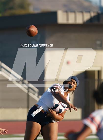 Thumbnail 2 in La Serna vs. Roosevelt (CIF SS Division 3 Championship) photogallery.