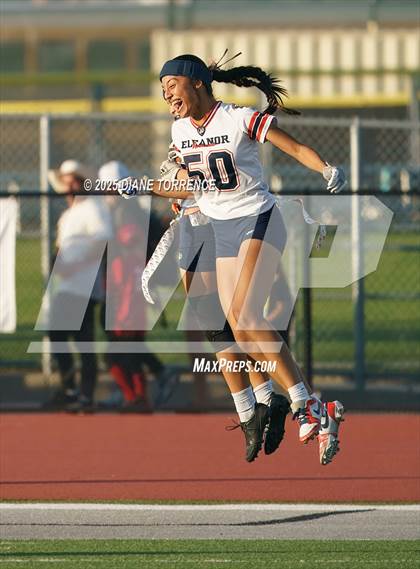 Thumbnail 1 in La Serna vs. Roosevelt (CIF SS Division 3 Championship) photogallery.