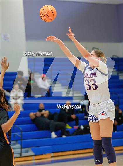 Thumbnail 1 in Creekside Christian Academy vs. Valor Christian (GAPPS 1-AA Semifinals) photogallery.