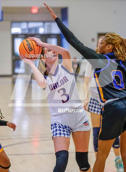 Thumbnail 1 in Creekside Christian Academy vs. Valor Christian (GAPPS 1-AA Semifinals) photogallery.