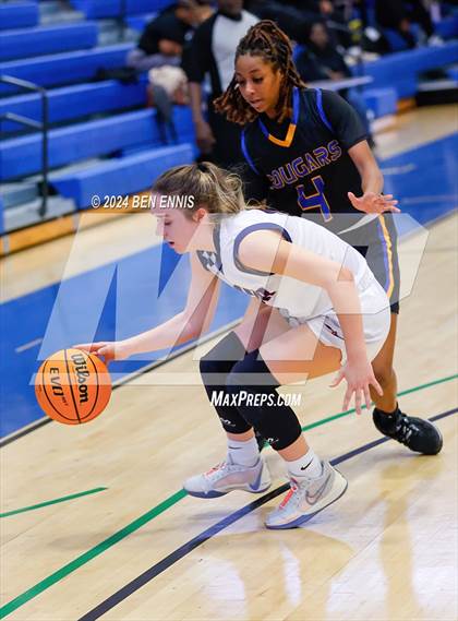 Thumbnail 1 in Creekside Christian Academy vs. Valor Christian (GAPPS 1-AA Semifinals) photogallery.