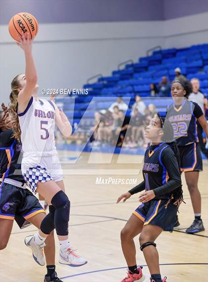 Thumbnail 2 in Creekside Christian Academy vs. Valor Christian (GAPPS 1-AA Semifinals) photogallery.