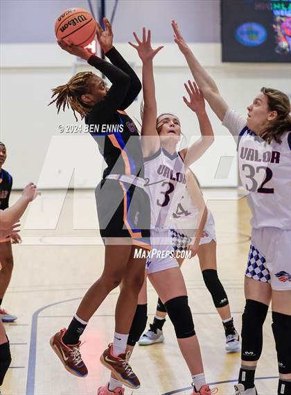 Thumbnail 1 in Creekside Christian Academy vs. Valor Christian (GAPPS 1-AA Semifinals) photogallery.