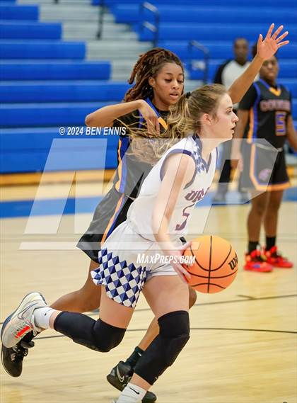 Thumbnail 2 in Creekside Christian Academy vs. Valor Christian (GAPPS 1-AA Semifinals) photogallery.
