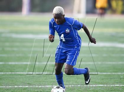 Thumbnail 3 in Cherry Creek vs. Christian Brothers (Gateway City Soccer Classic) photogallery.