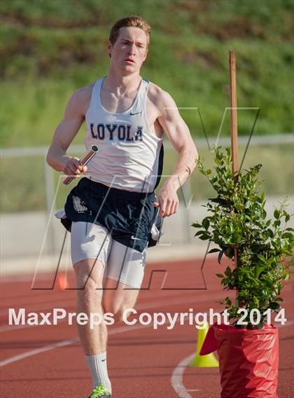 Thumbnail 1 in Redondo Nike Invitational (Boys 4x800M Relay) photogallery.