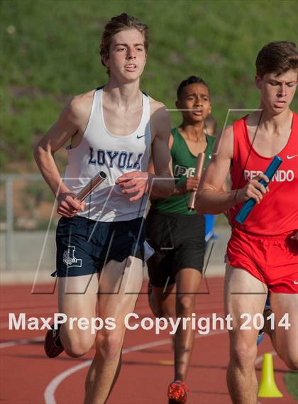 Thumbnail 2 in Redondo Nike Invitational (Boys 4x800M Relay) photogallery.