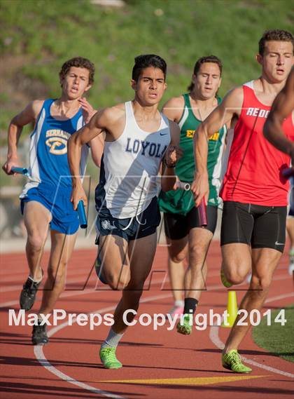 Thumbnail 1 in Redondo Nike Invitational (Boys 4x800M Relay) photogallery.