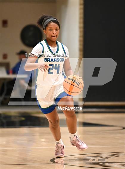 Thumbnail 2 in Benicia @ Branson photogallery.