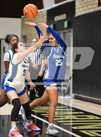 Thumbnail 3 in Benicia @ Branson photogallery.