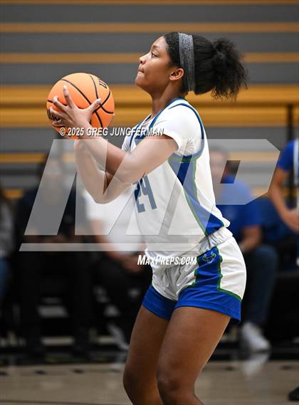 Thumbnail 3 in Benicia @ Branson photogallery.