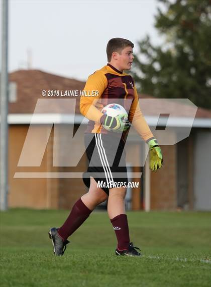 Thumbnail 2 in Bemidji vs Denfield photogallery.