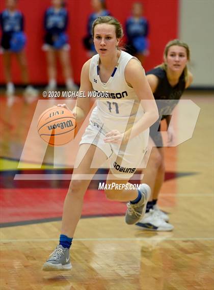 Thumbnail 2 in Harrison vs. Pulaski Academy (AAA 4A Regional Playoff) photogallery.