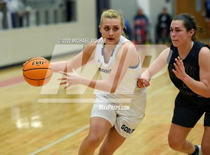 Thumbnail 1 in Harrison vs. Pulaski Academy (AAA 4A Regional Playoff) photogallery.