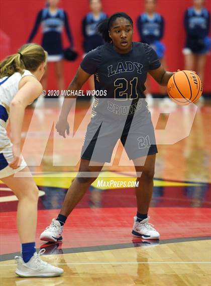 Thumbnail 1 in Harrison vs. Pulaski Academy (AAA 4A Regional Playoff) photogallery.
