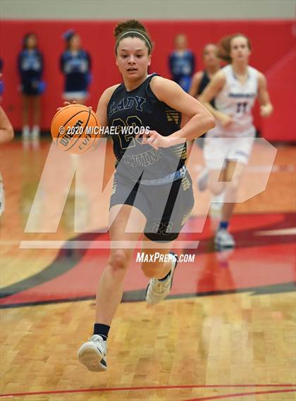 Thumbnail 1 in Harrison vs. Pulaski Academy (AAA 4A Regional Playoff) photogallery.