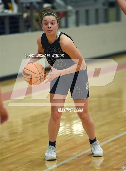 Thumbnail 1 in Harrison vs. Pulaski Academy (AAA 4A Regional Playoff) photogallery.