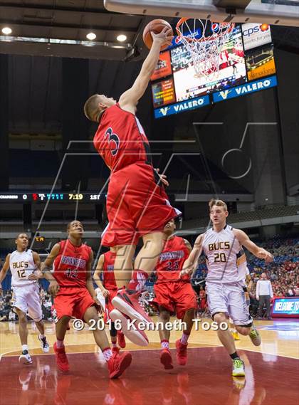 Thumbnail 3 in East Chambers vs. Brownfield (UIL 3A Final) photogallery.