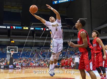 Thumbnail 2 in East Chambers vs. Brownfield (UIL 3A Final) photogallery.