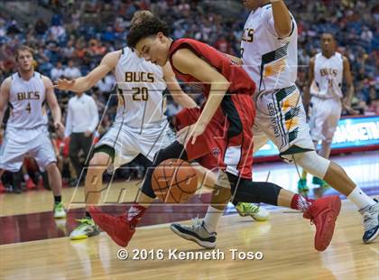 Thumbnail 1 in East Chambers vs. Brownfield (UIL 3A Final) photogallery.