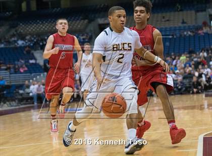 Thumbnail 1 in East Chambers vs. Brownfield (UIL 3A Final) photogallery.