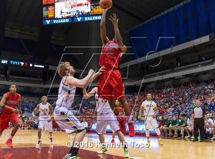 Thumbnail 1 in East Chambers vs. Brownfield (UIL 3A Final) photogallery.