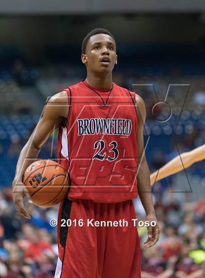 Thumbnail 3 in East Chambers vs. Brownfield (UIL 3A Final) photogallery.