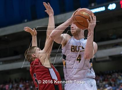 Thumbnail 2 in East Chambers vs. Brownfield (UIL 3A Final) photogallery.