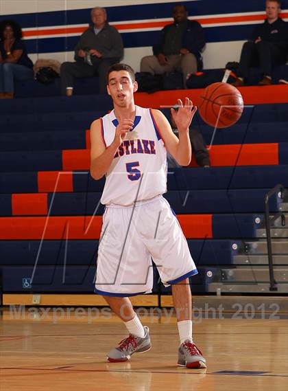 Thumbnail 2 in St. Genevieve vs. Westlake (Chaminade Christmas Classic) photogallery.