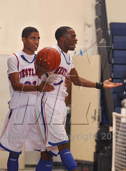 Thumbnail 2 in St. Genevieve vs. Westlake (Chaminade Christmas Classic) photogallery.